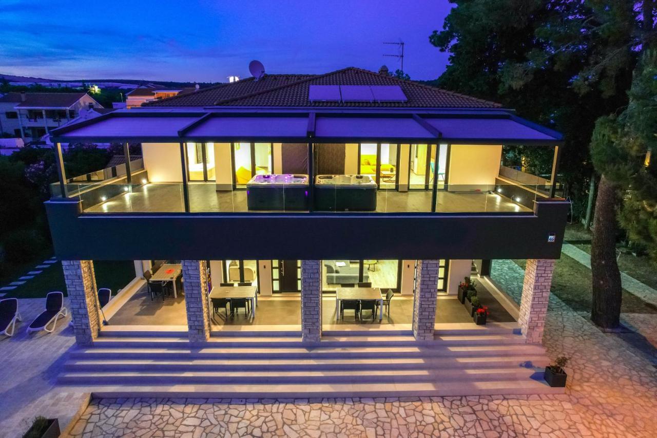 Apartments Maris Sveti Filip i Jakov Exterior foto